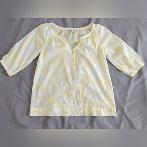 CABI Songwriter top 3/4 sleeve with embroidery detailing, XS